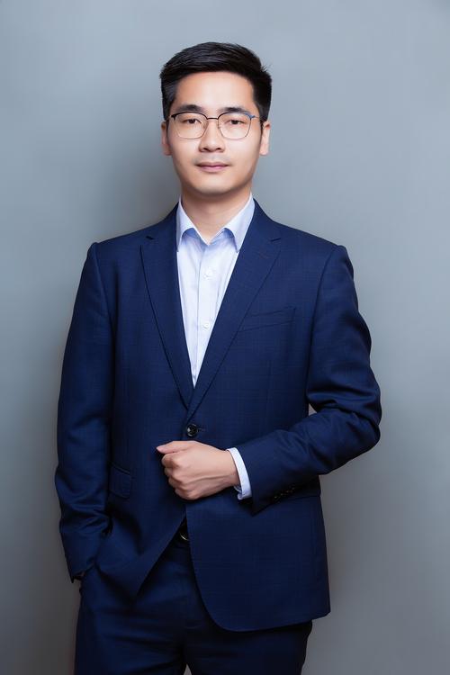 蒋晓宇 灯光与摄影艺术负责人